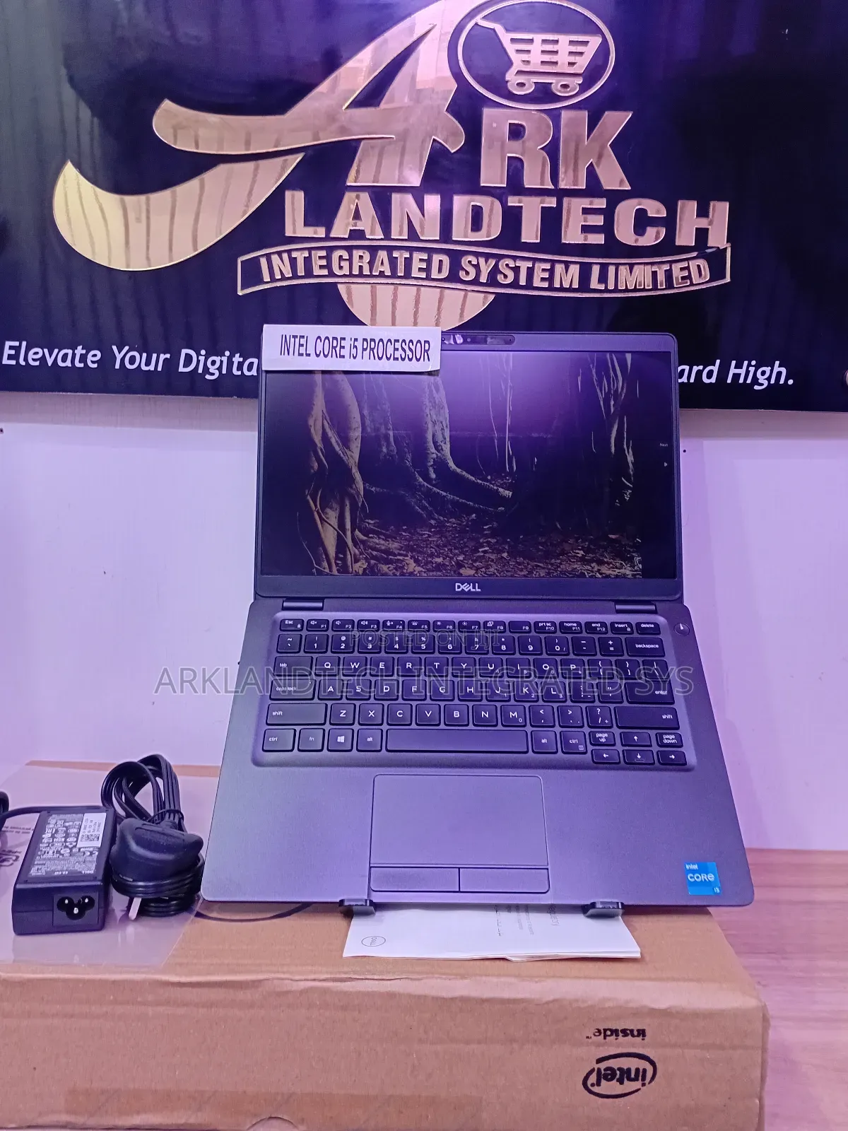 New Laptop Dell Latitude 5290 16GB Intel Core I5 SSD 256GB