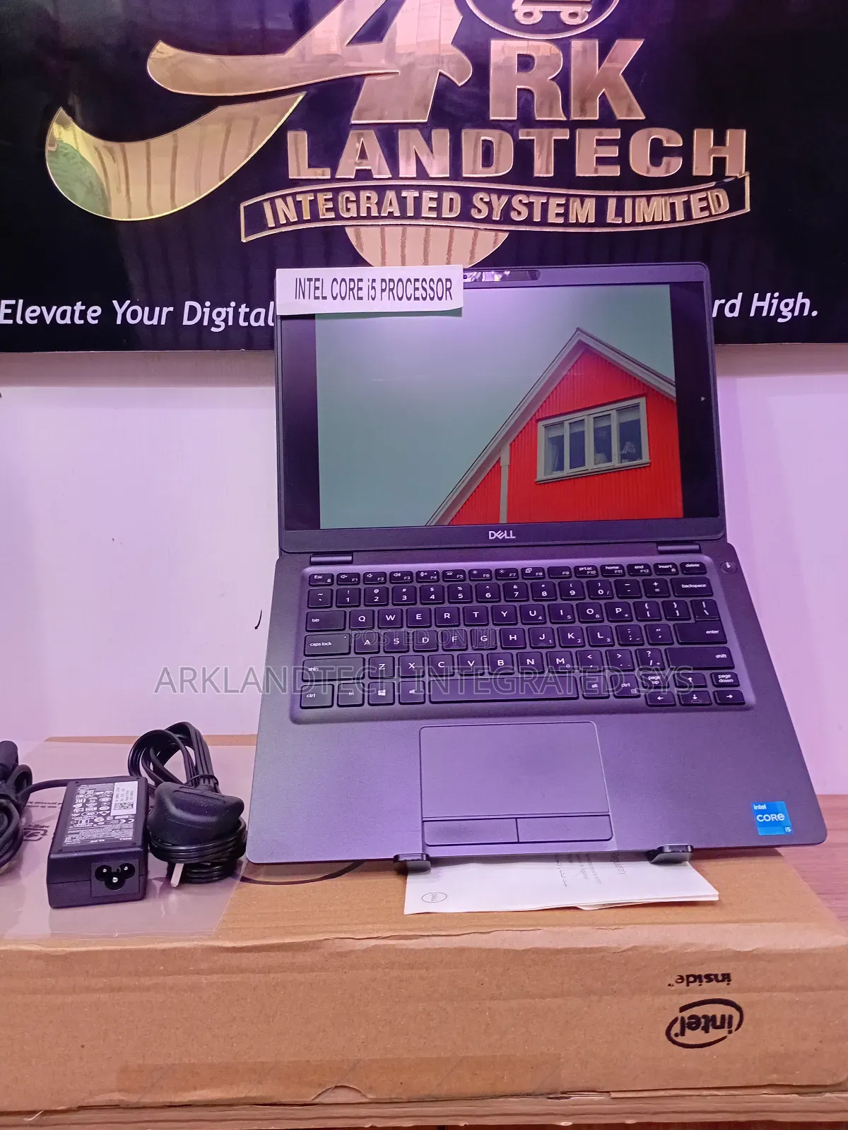 New Laptop Dell Latitude 5310 12GB Intel Core I5 SSD 256GB