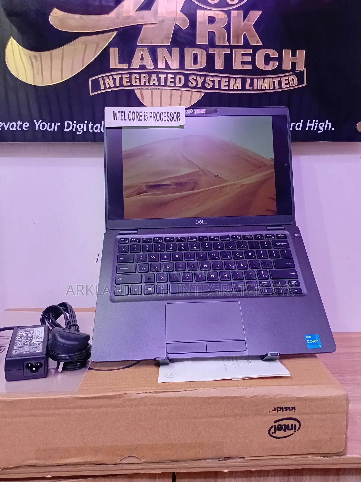 New Laptop Dell Latitude 5310 12GB Intel Core I5 SSD 256GB