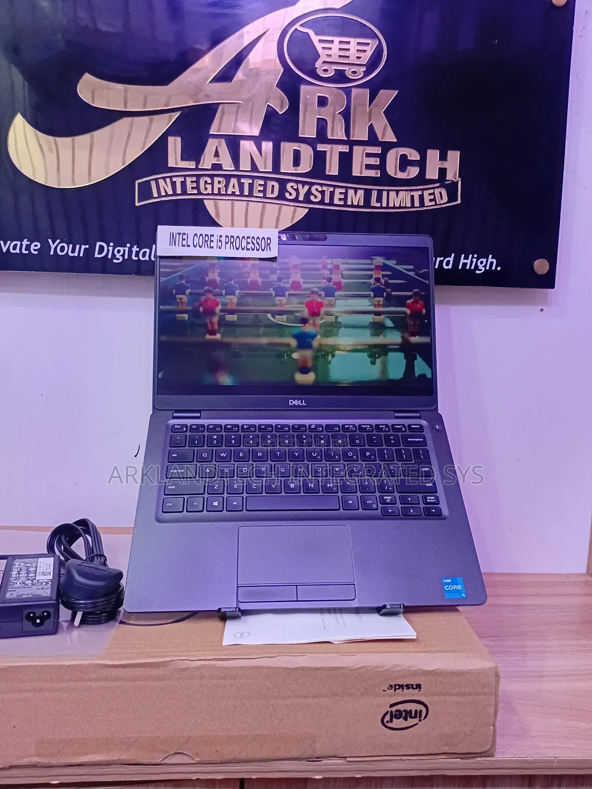 New Laptop Dell Latitude 5340 16GB Intel Core I5 SSD 256GB