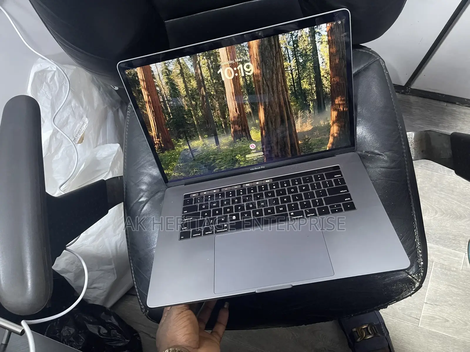 Laptop Apple MacBook Pro 2019 16GB Intel Core I7 SSD 256GB