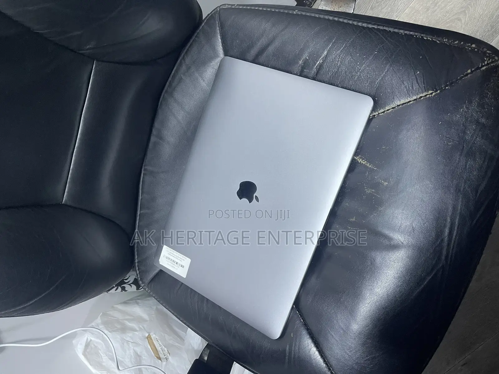 Laptop Apple MacBook Pro 2019 16GB Intel Core I7 SSD 256GB