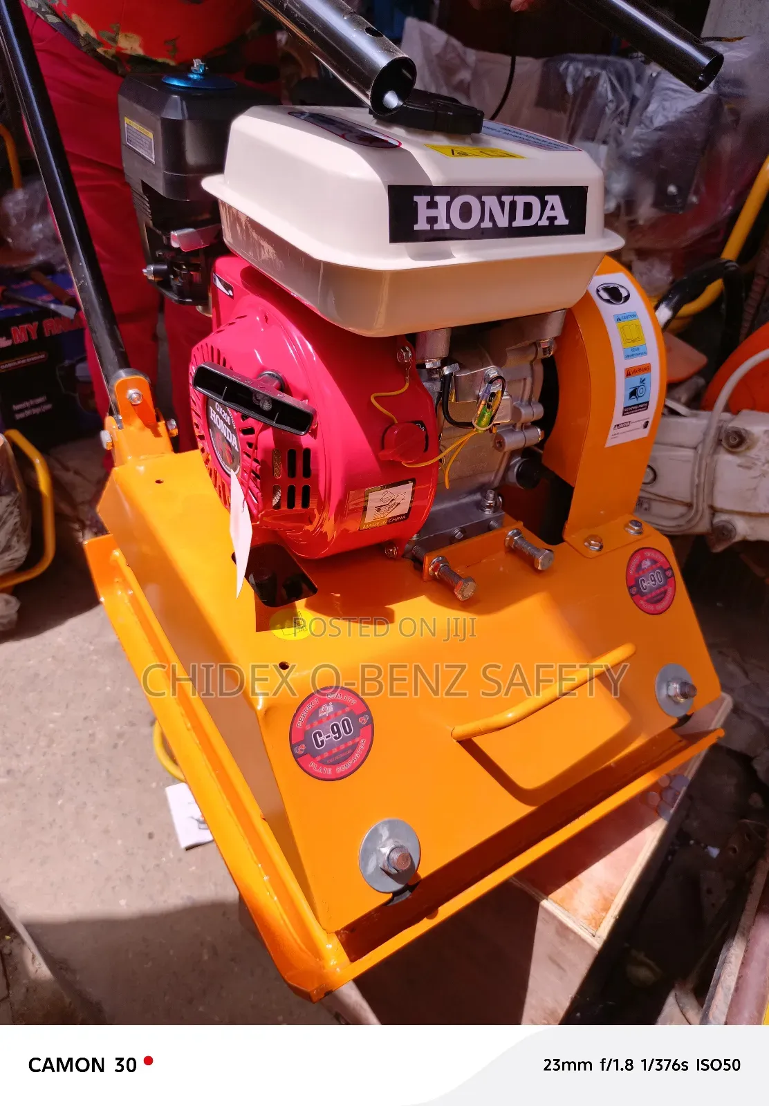 C 90 Heavy Duty Plate Compactor