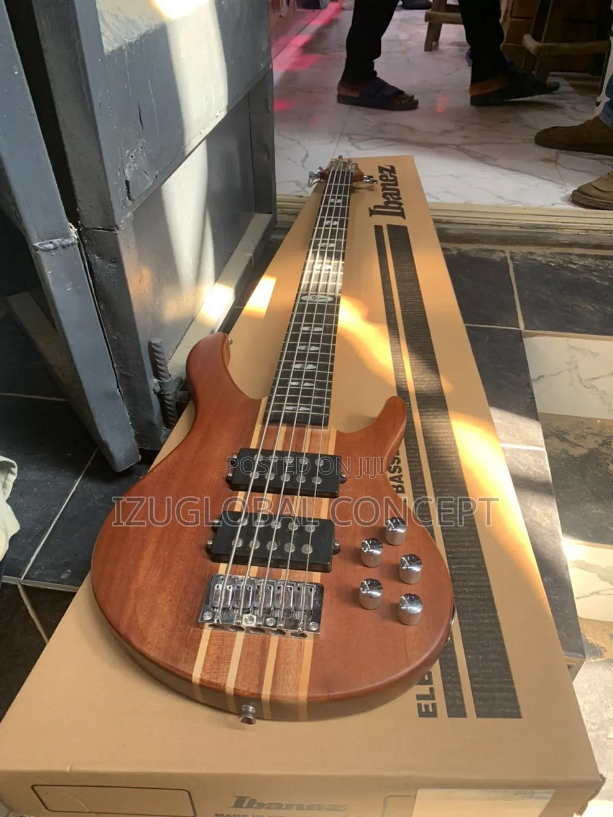 Ibanez Smiger 5 Strings Electric Bass Guitar