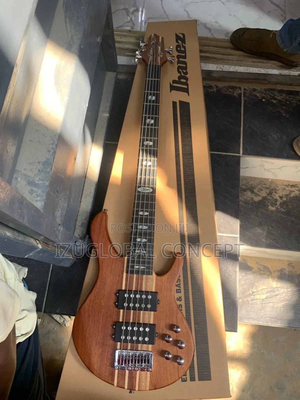 Ibanez Smiger 5 Strings Electric Bass Guitar