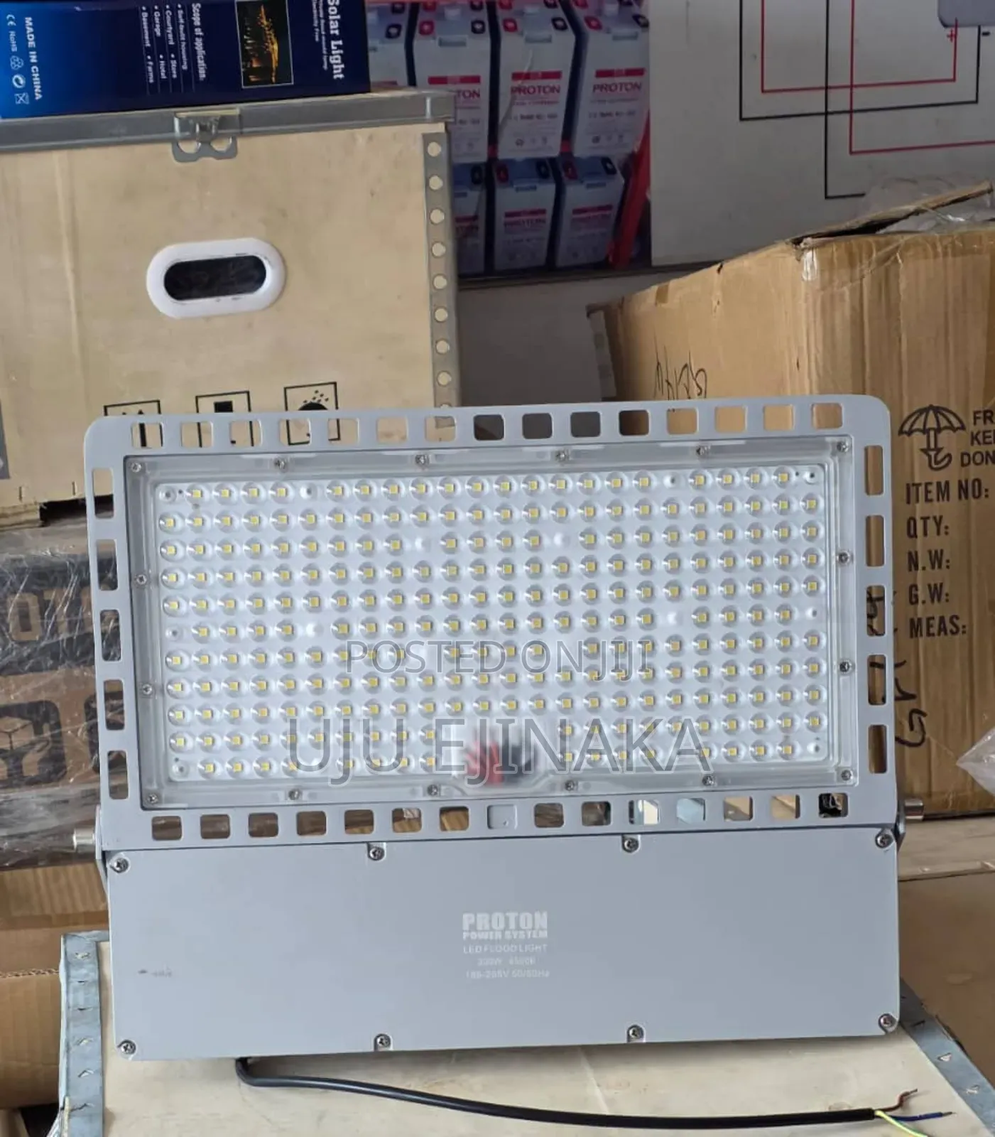 Proton Led Flood Light - 200w (Ac220v/50-60hz) - Saving