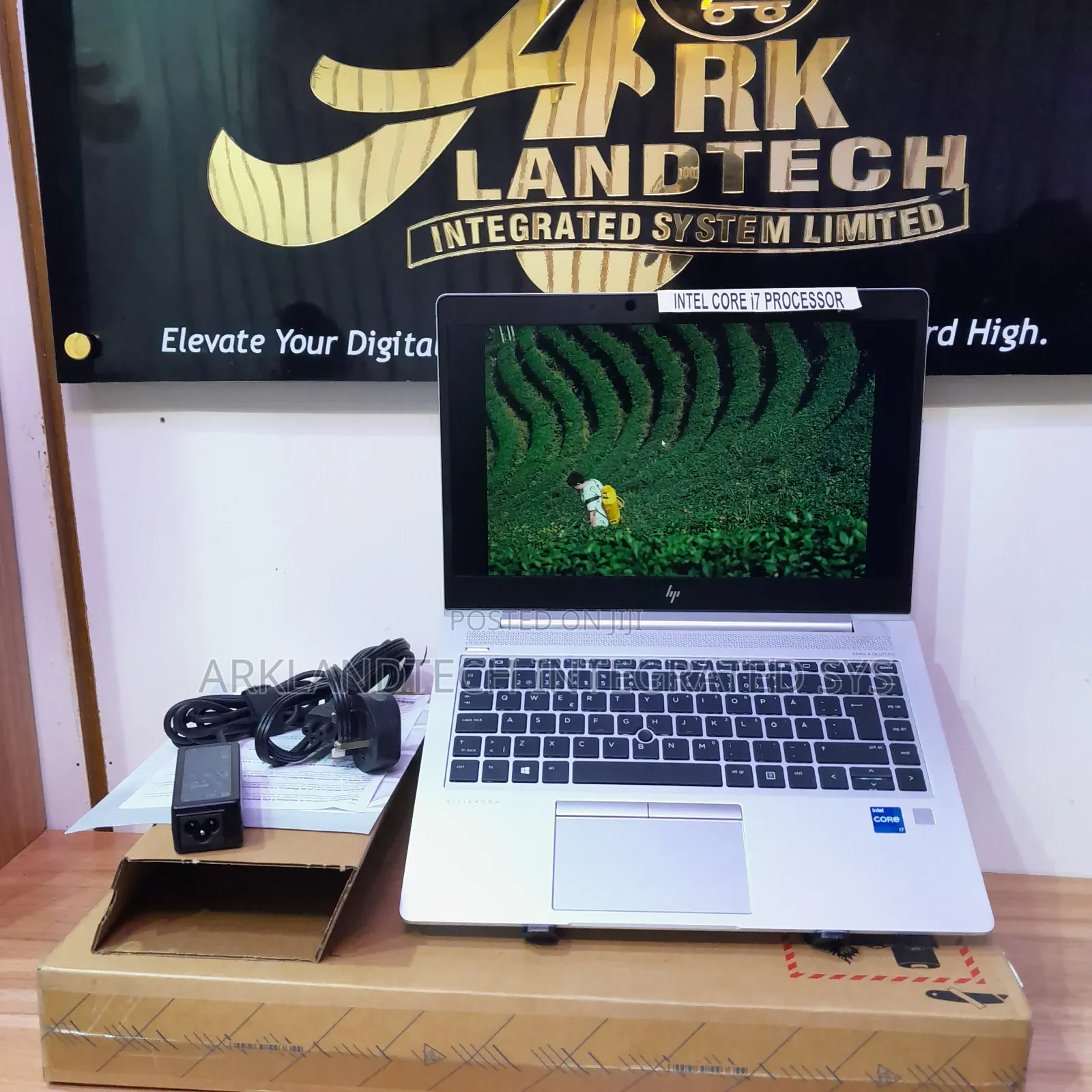 New Laptop HP EliteBook 840r G4 16GB Intel Core I7 SSD 256GB