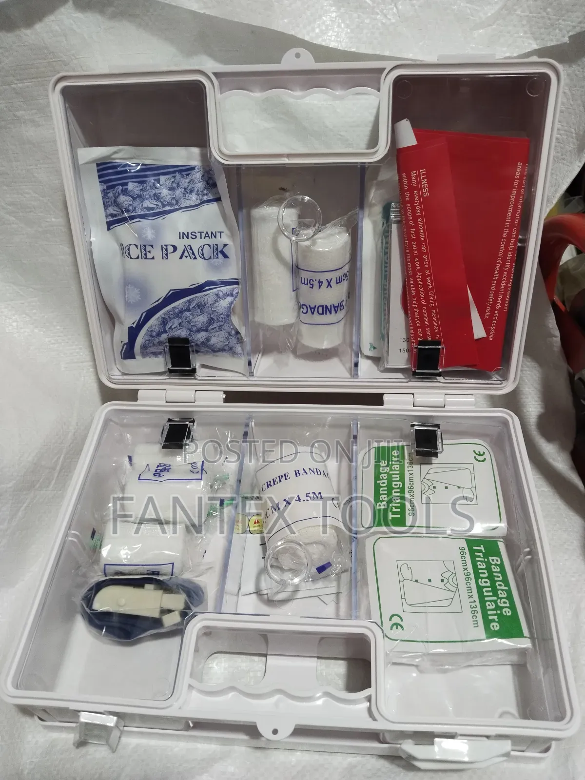 First Aid Box 25 People.