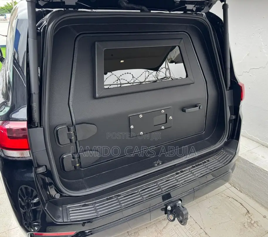 New Toyota Land Cruiser 2025 Black