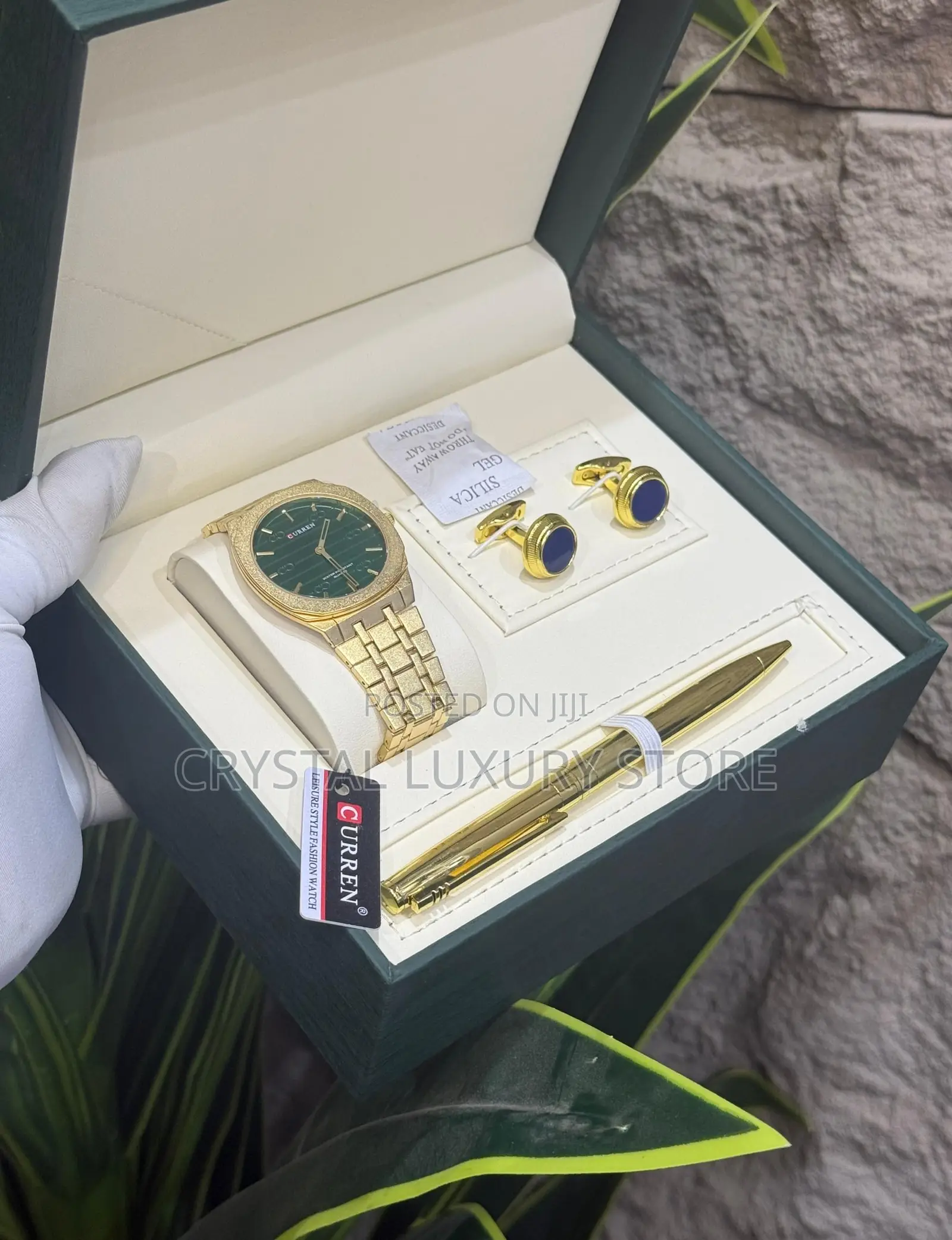 Curren Quality Luxury Men Set Box Wristwatch