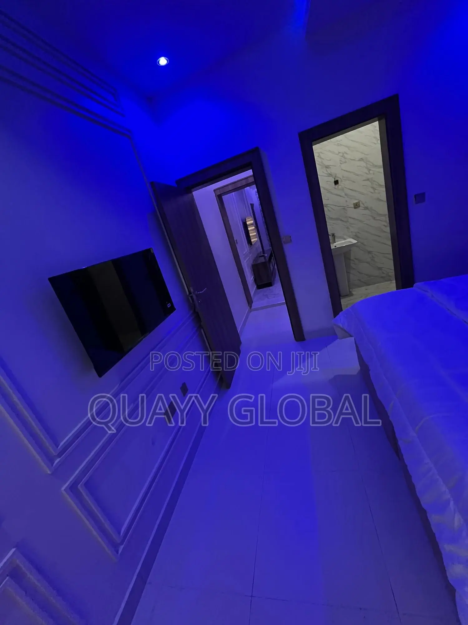 Fully Furnished Coded One Bedroom Apartment With 24/7 Light and Wifi