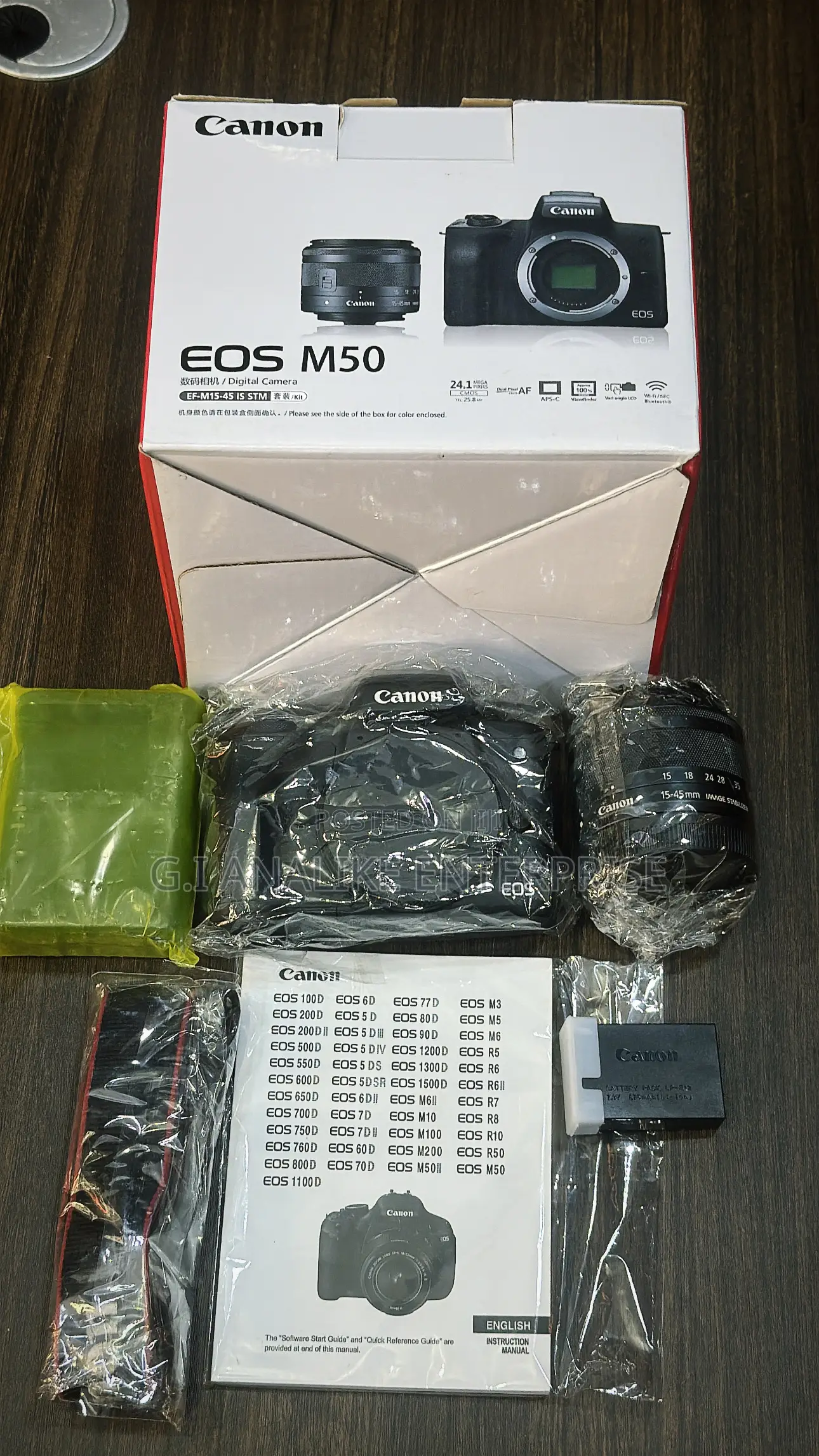 Canon Eos M50 Uhd Camera With 15-45mm Lens