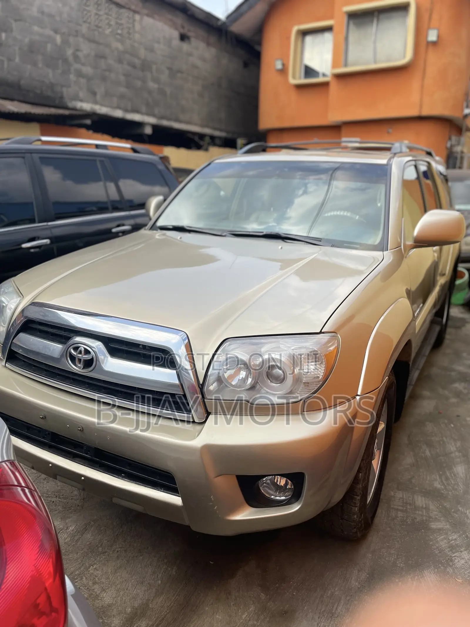 Toyota 4-Runner Limited 2WD 2010 Gold
