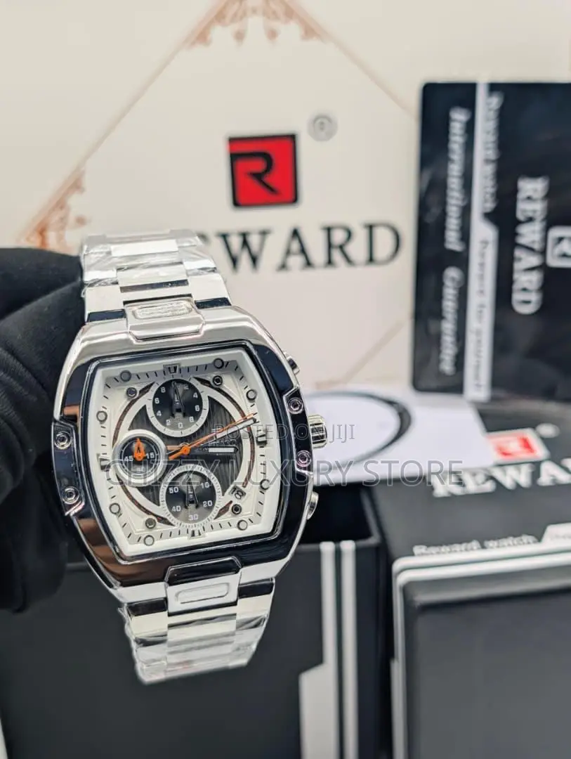 Reward Quality Men Chain Strap Wristwatch
