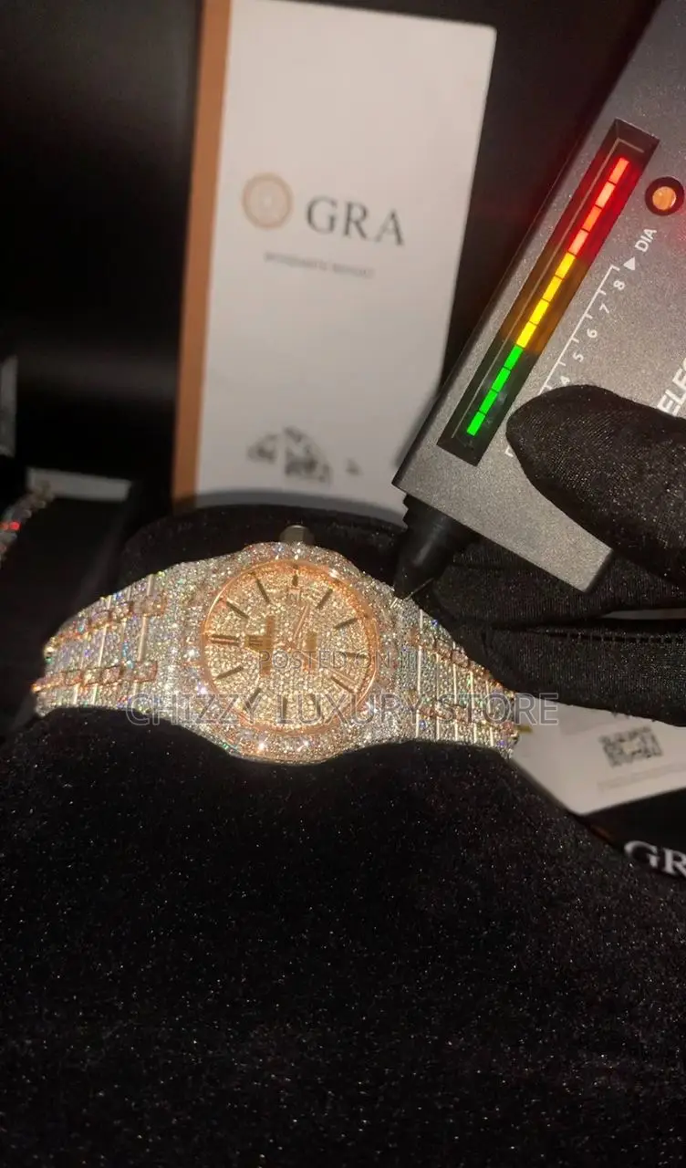 Audemars Piguet Quality Luxury Men All Round Iced Wristwatch