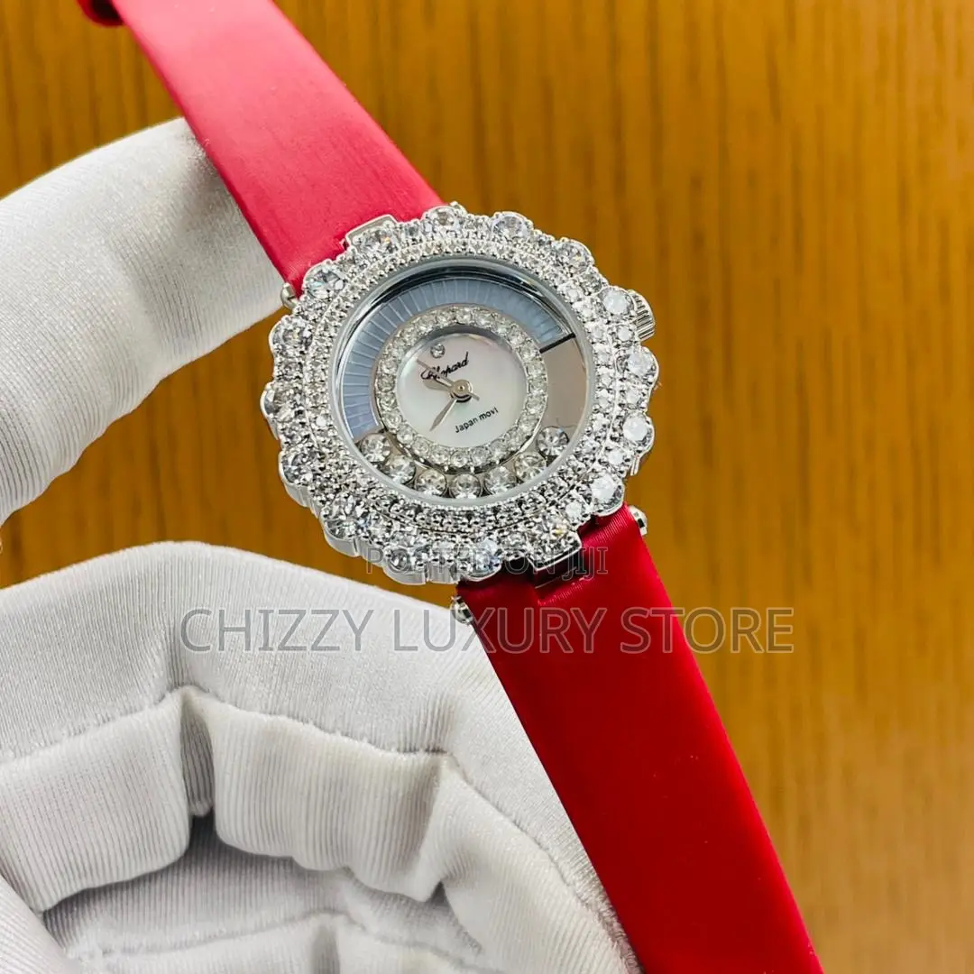 Chopard Quality Luxury Ladies Genuine Leather Wristwatch