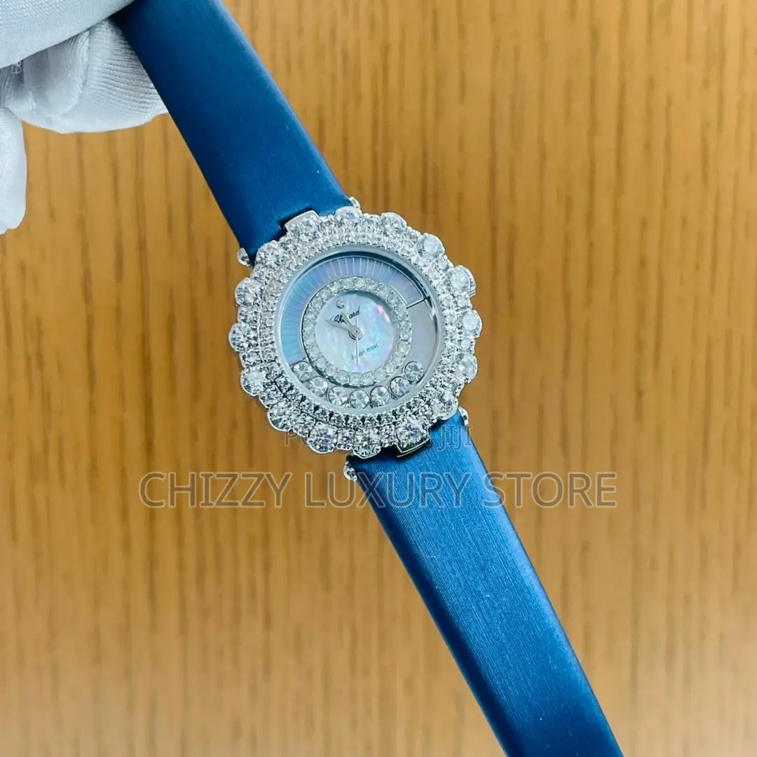 Chopard Quality Luxury Ladies Genuine Leather Wristwatch
