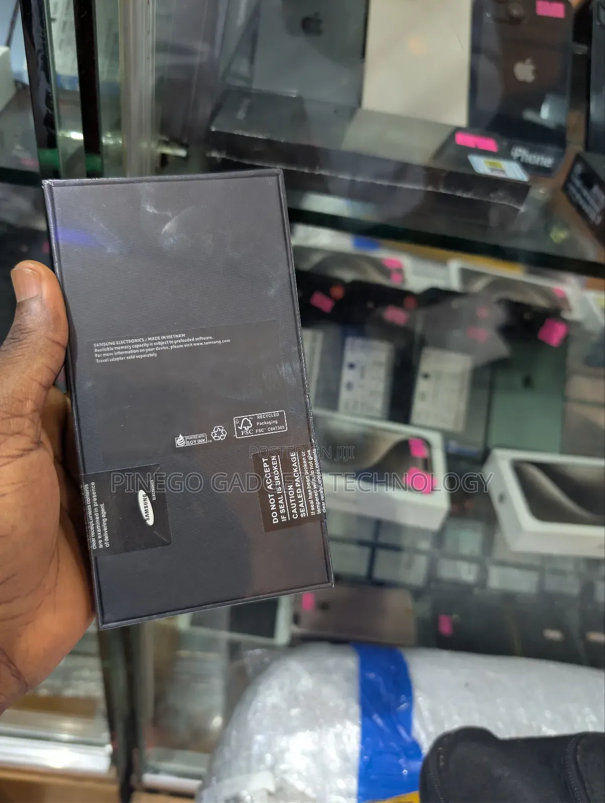 New Samsung Galaxy S22 5G 256 GB