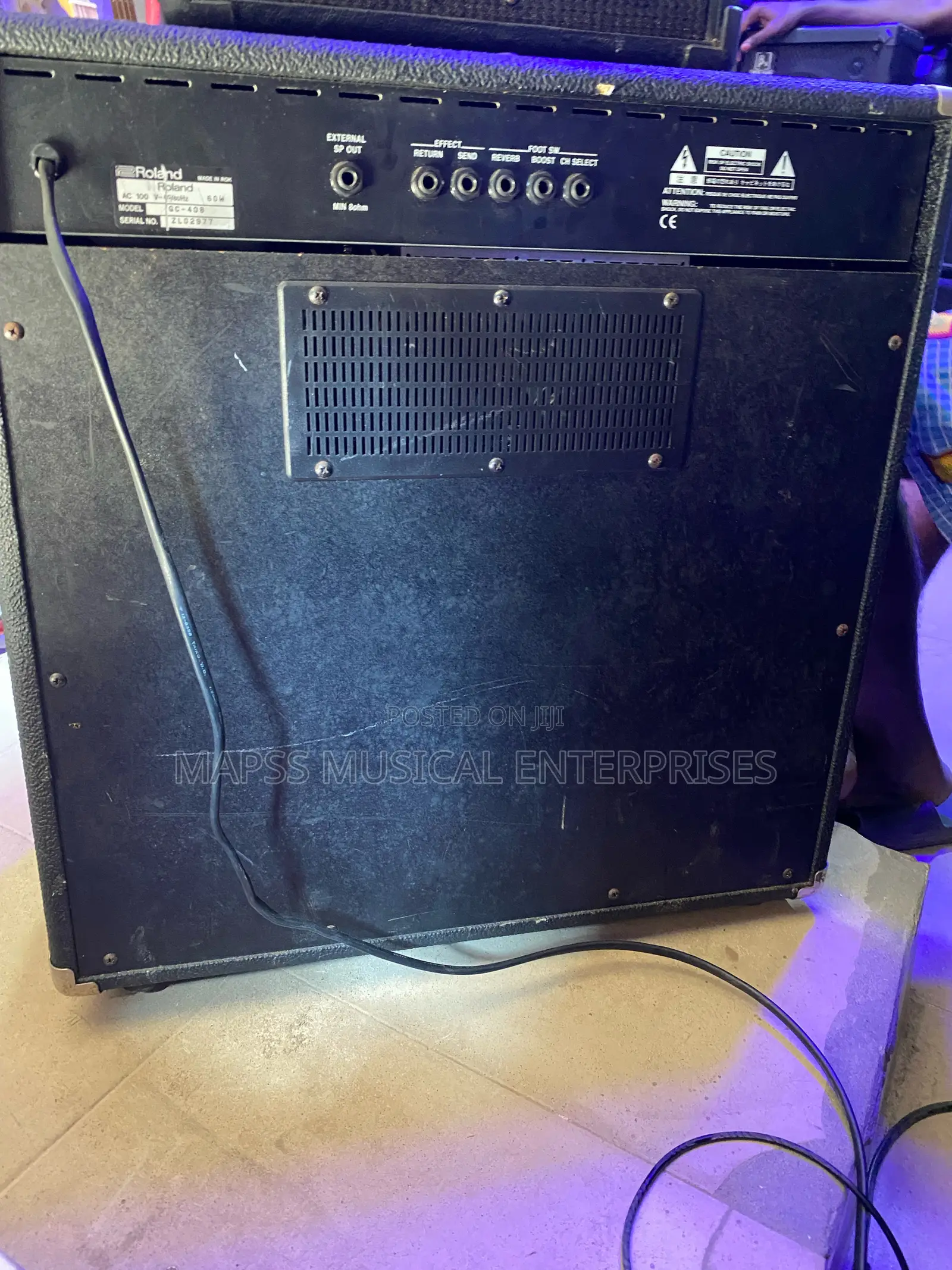 Roland Gc-408 Guitar Amplifier