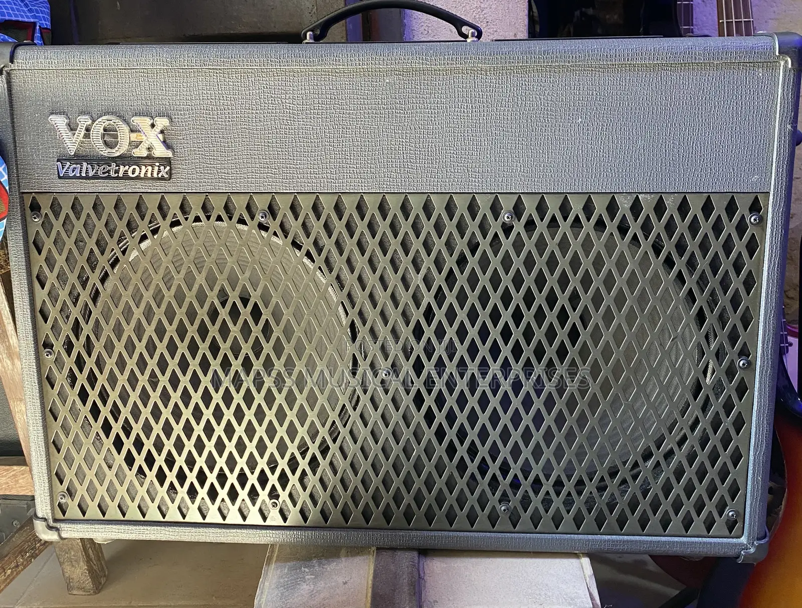 Vox Valvetronix Ad50vt-Xl Guitar Amplifier