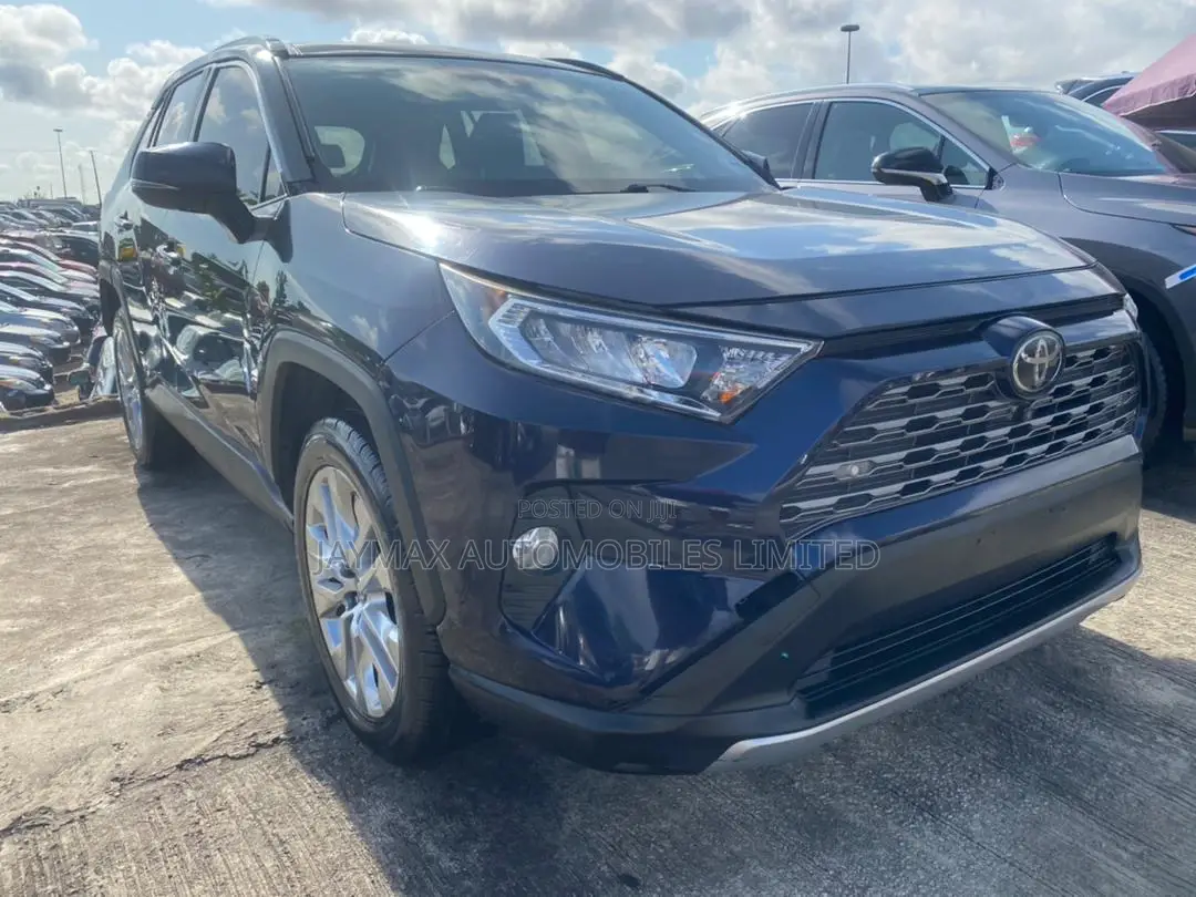 Toyota RAV4 Limited 2021 Black