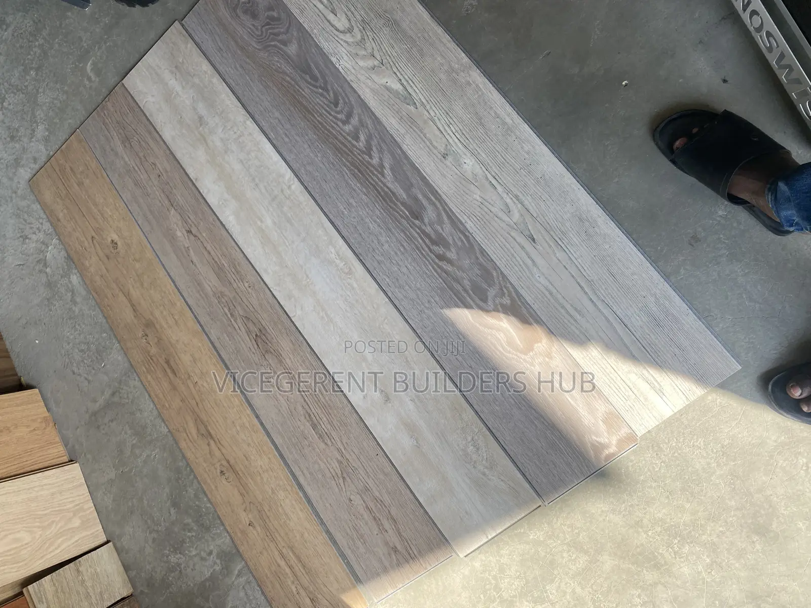 Luxury Vinyl Tiles ( Lvt)