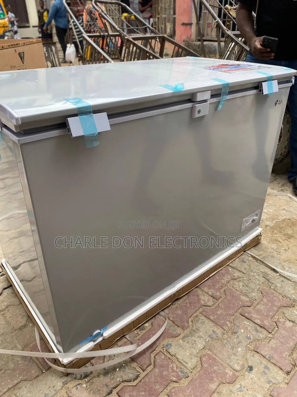 This Is a 225 Litres Fridge Lg