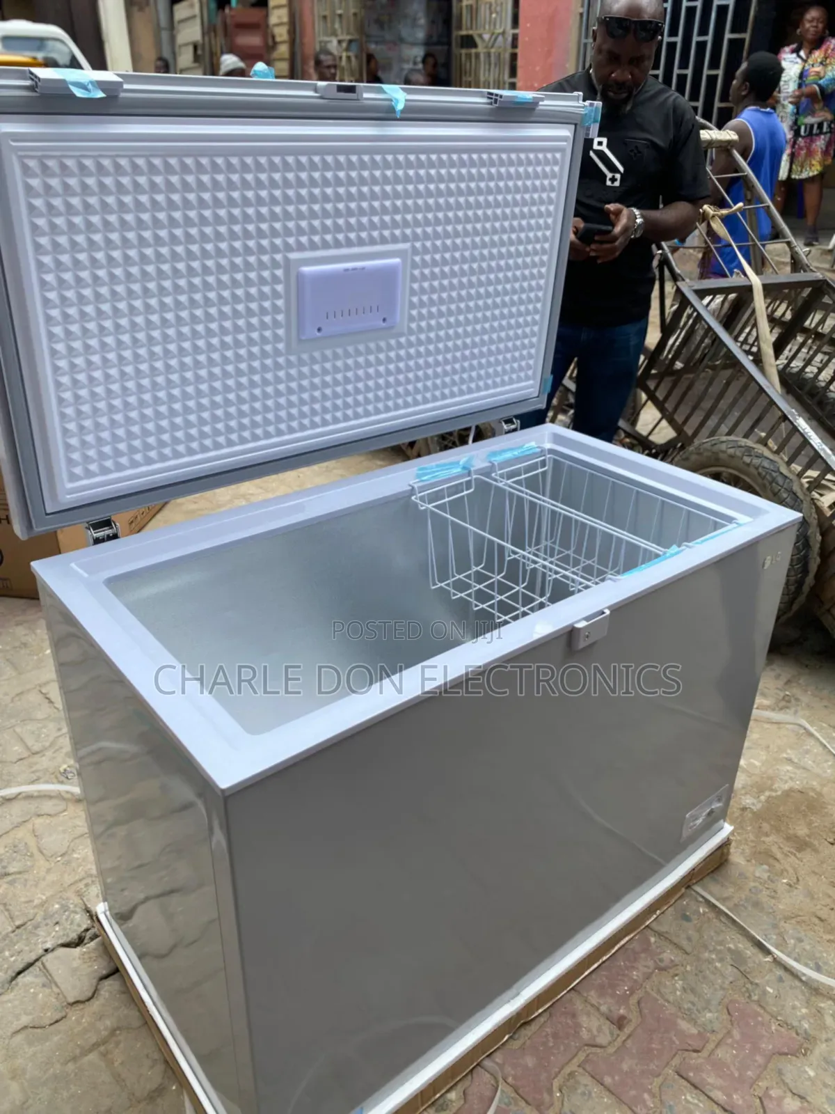 This Is a 225 Litres Fridge Lg