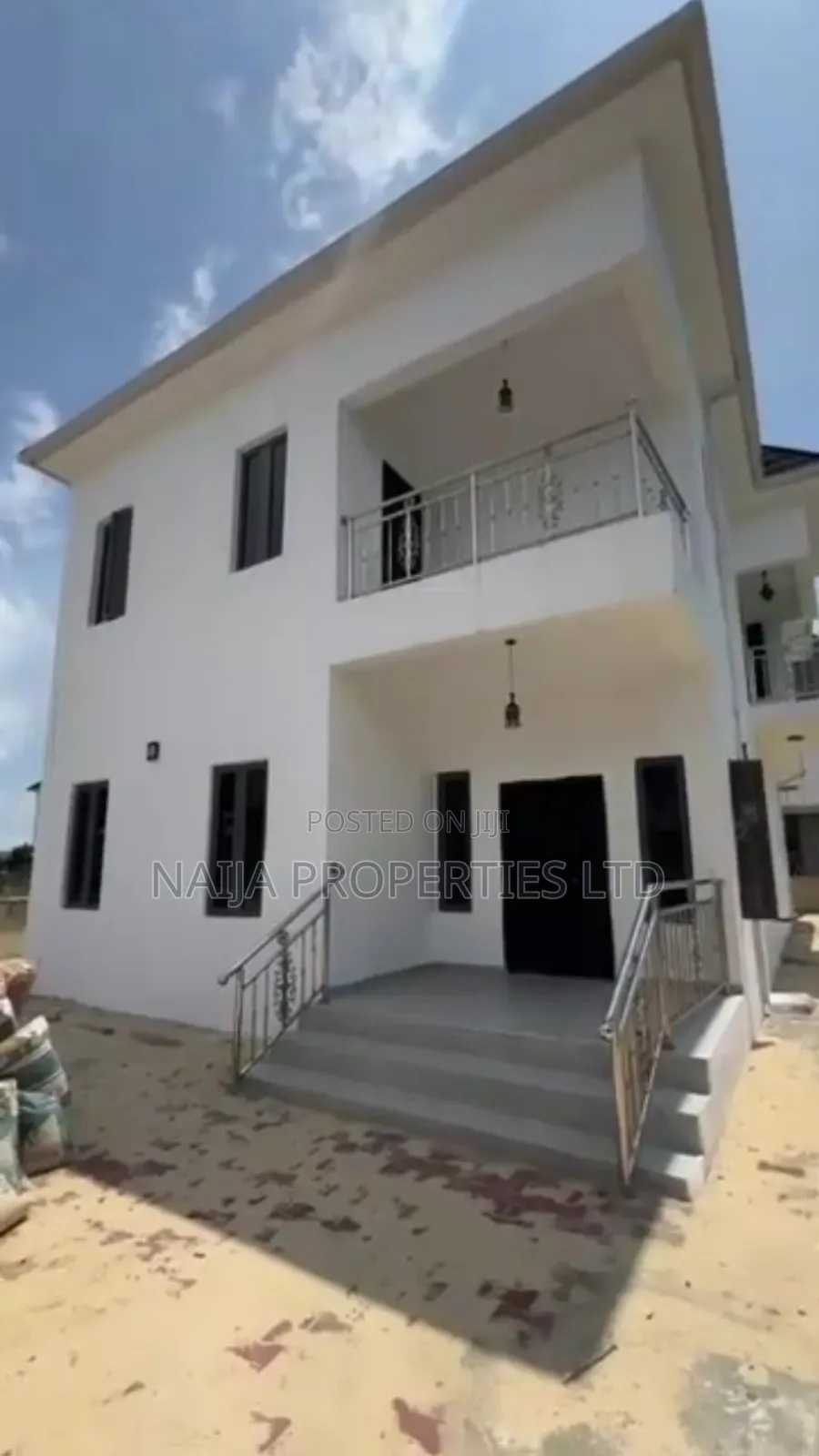 5bdrm Duplex in Sapphire Garden, Awoyaya for sale