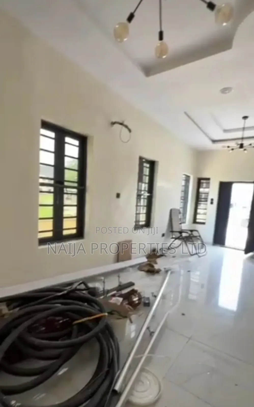 5bdrm Duplex in Sapphire Garden, Awoyaya for sale