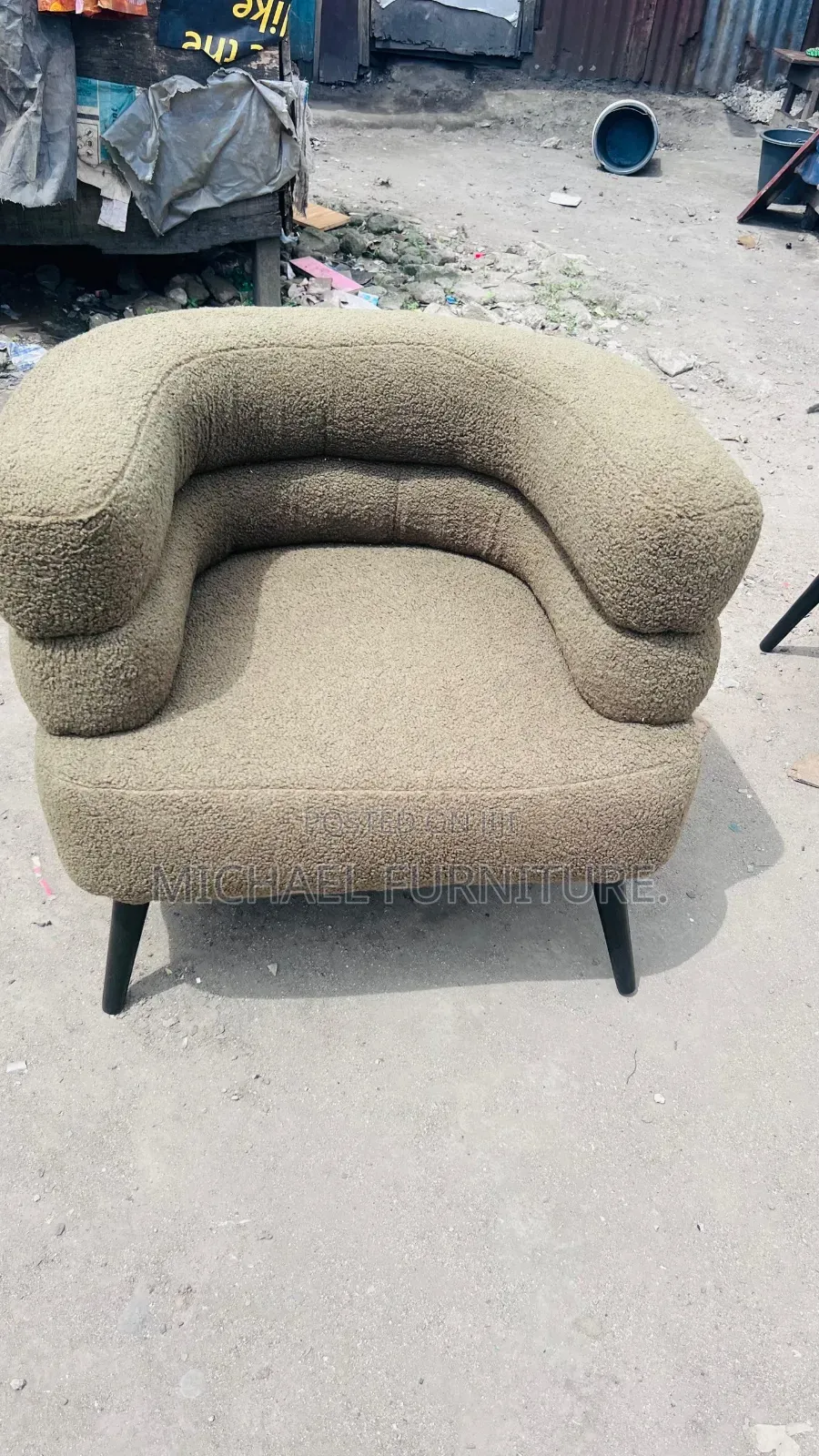 Armrest Designer Single Seater