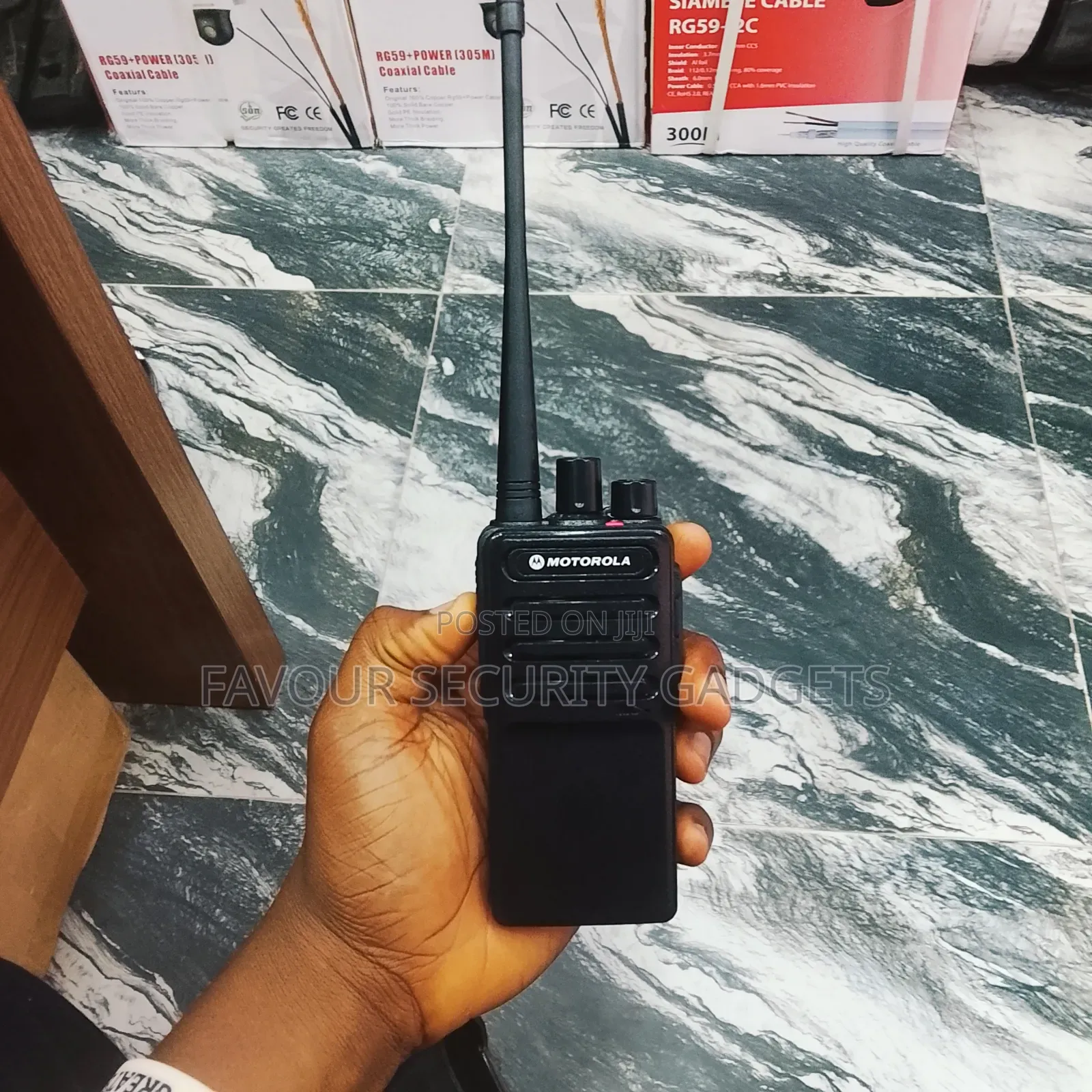Motorola M9 Walkie Talkie Radio
