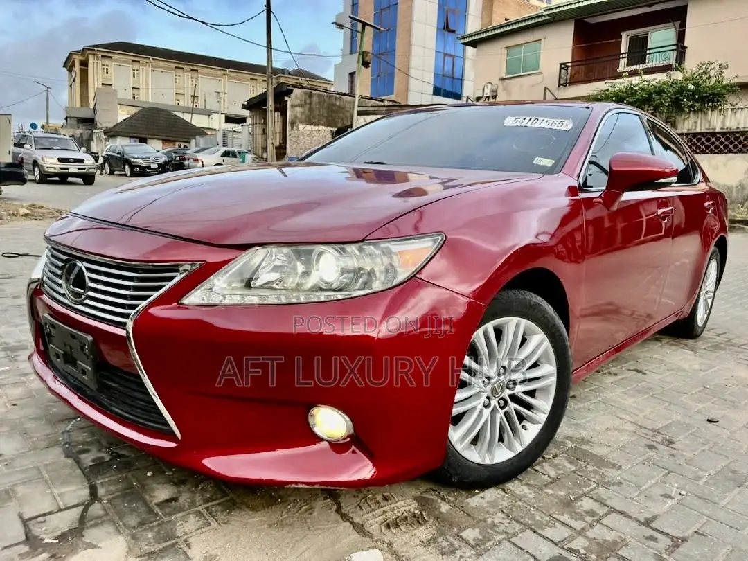 Lexus ES 2013 Red