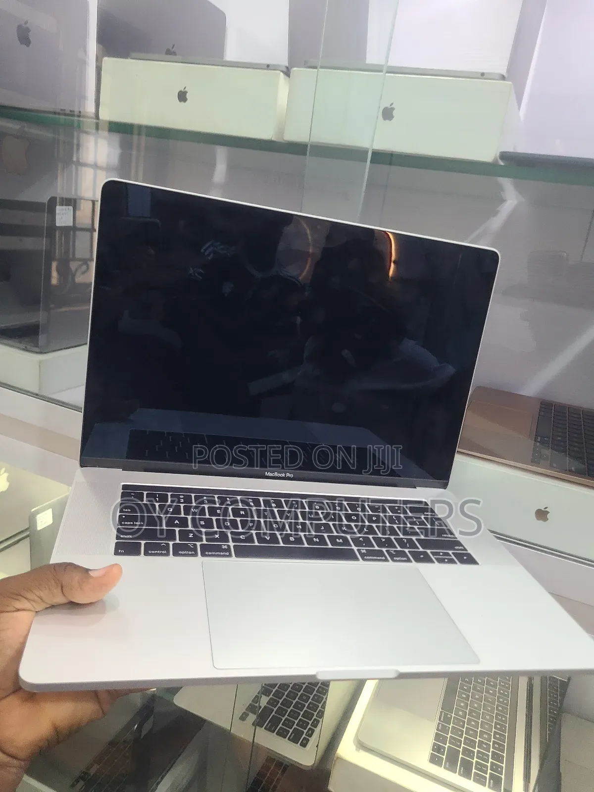 Laptop Apple MacBook Pro 2019 16GB Intel Core I9 SSD 512GB