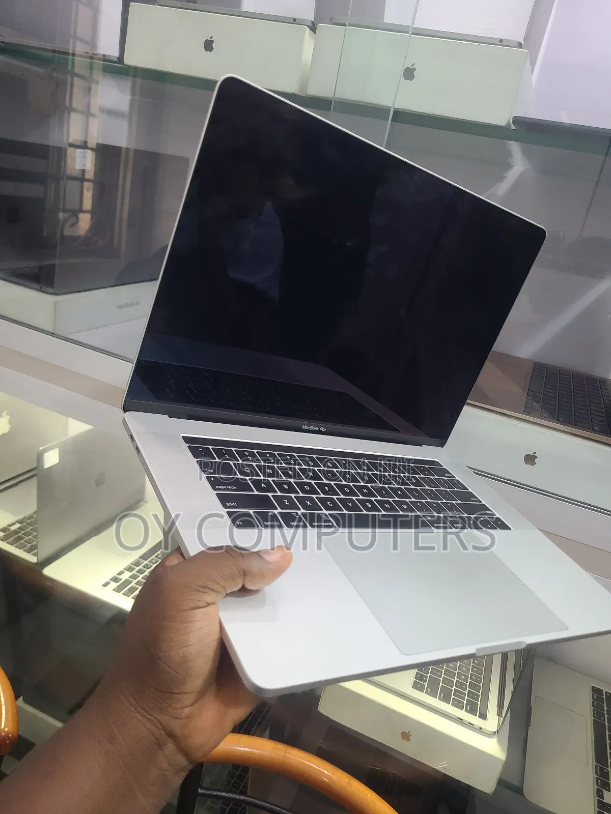 Laptop Apple MacBook Pro 2019 16GB Intel Core I9 SSD 512GB
