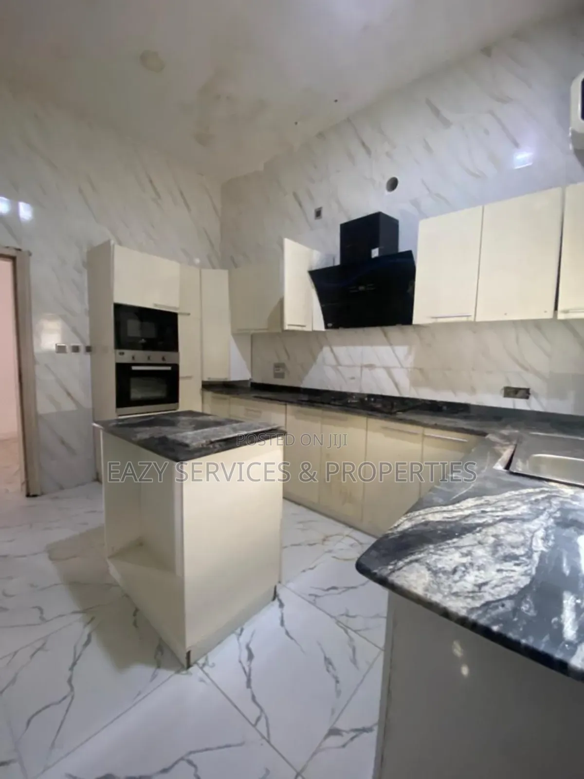 Mini Flat in Orchid Road, Lekki for rent