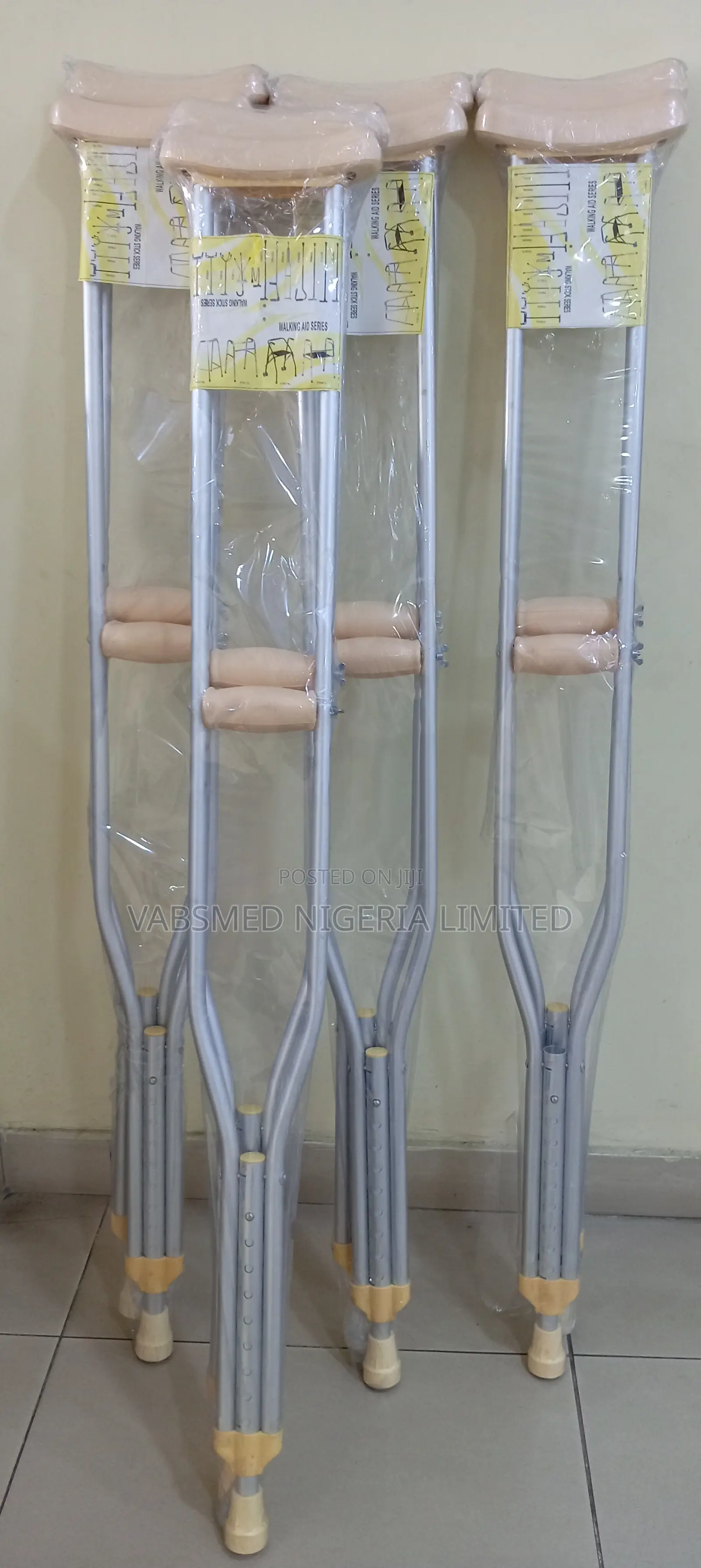 Adjustable Aluminum Underarm Crutches