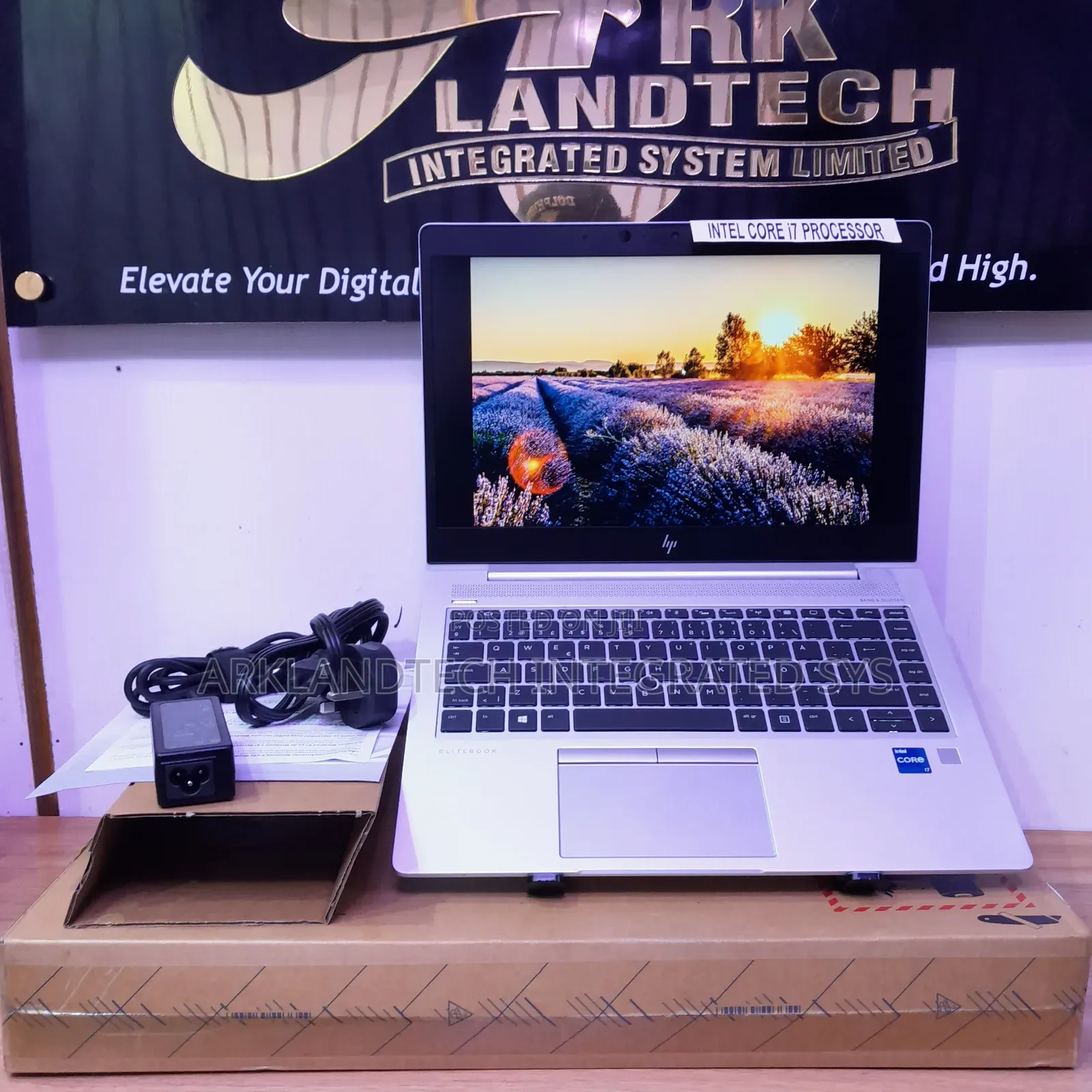 New Laptop HP EliteBook 8460P 16GB Intel Core I7 SSD 256GB