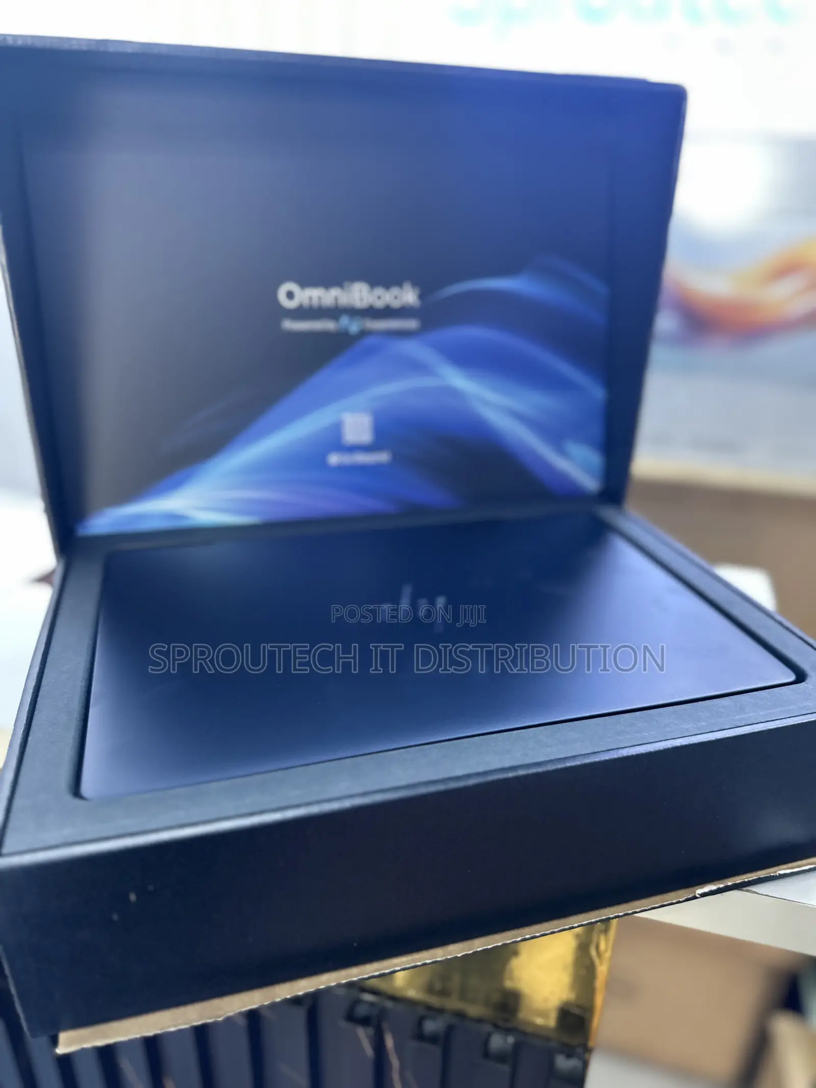 New Laptop HP OmniBook Ultra Flip 14" 16GB Intel Core Ultra 7 SSD 1T
