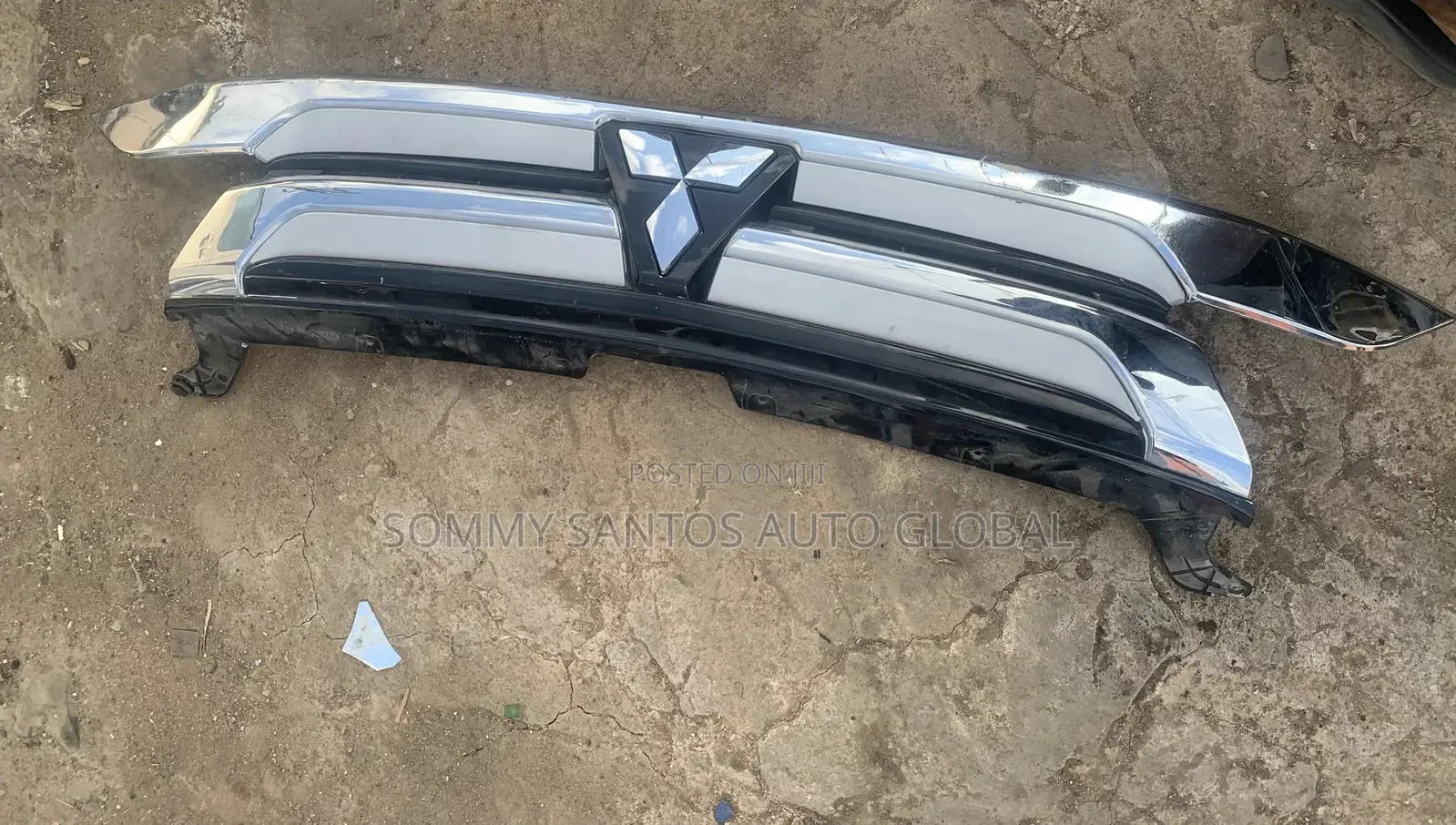 Front Grille for Mitsubishi Outlander 2016 Available