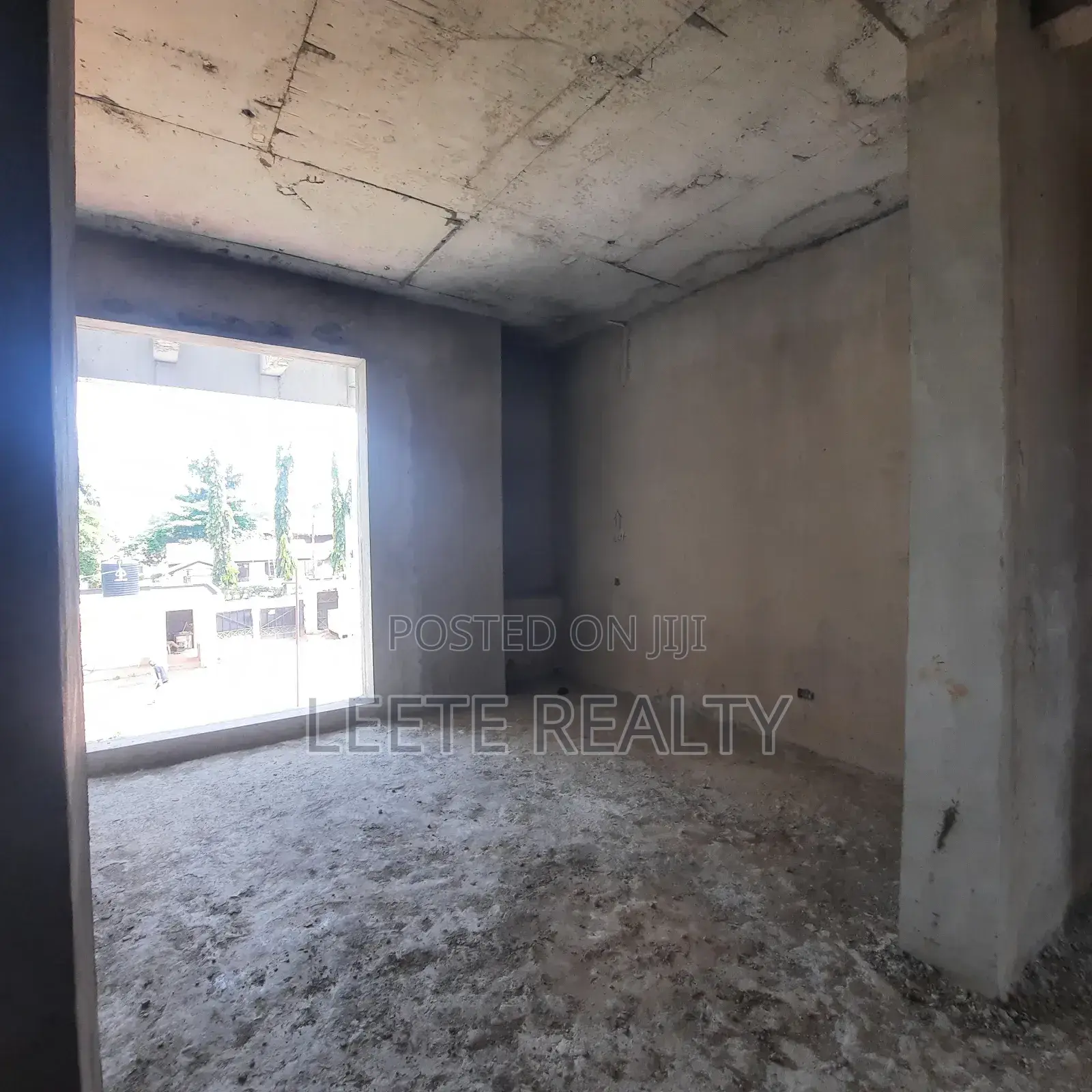 7bdrm Duplex in Asokoro for sale