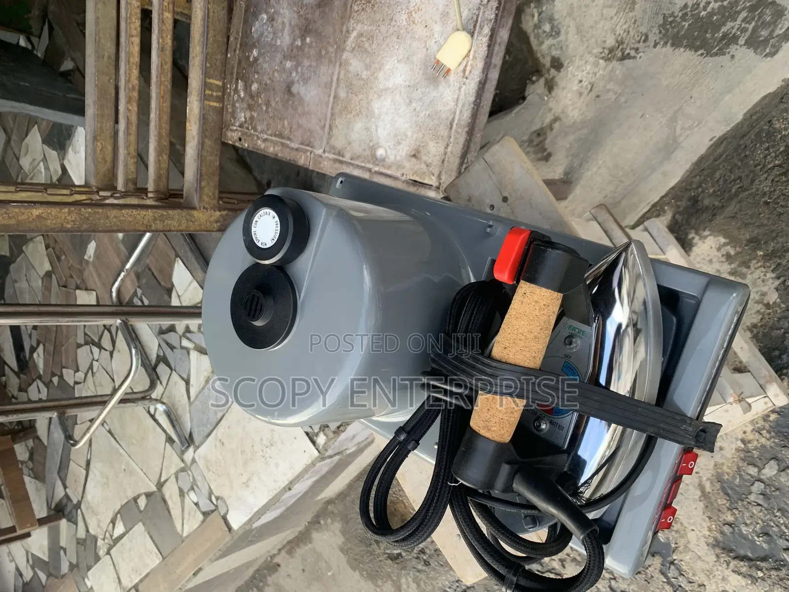 Industrial Steam Iron