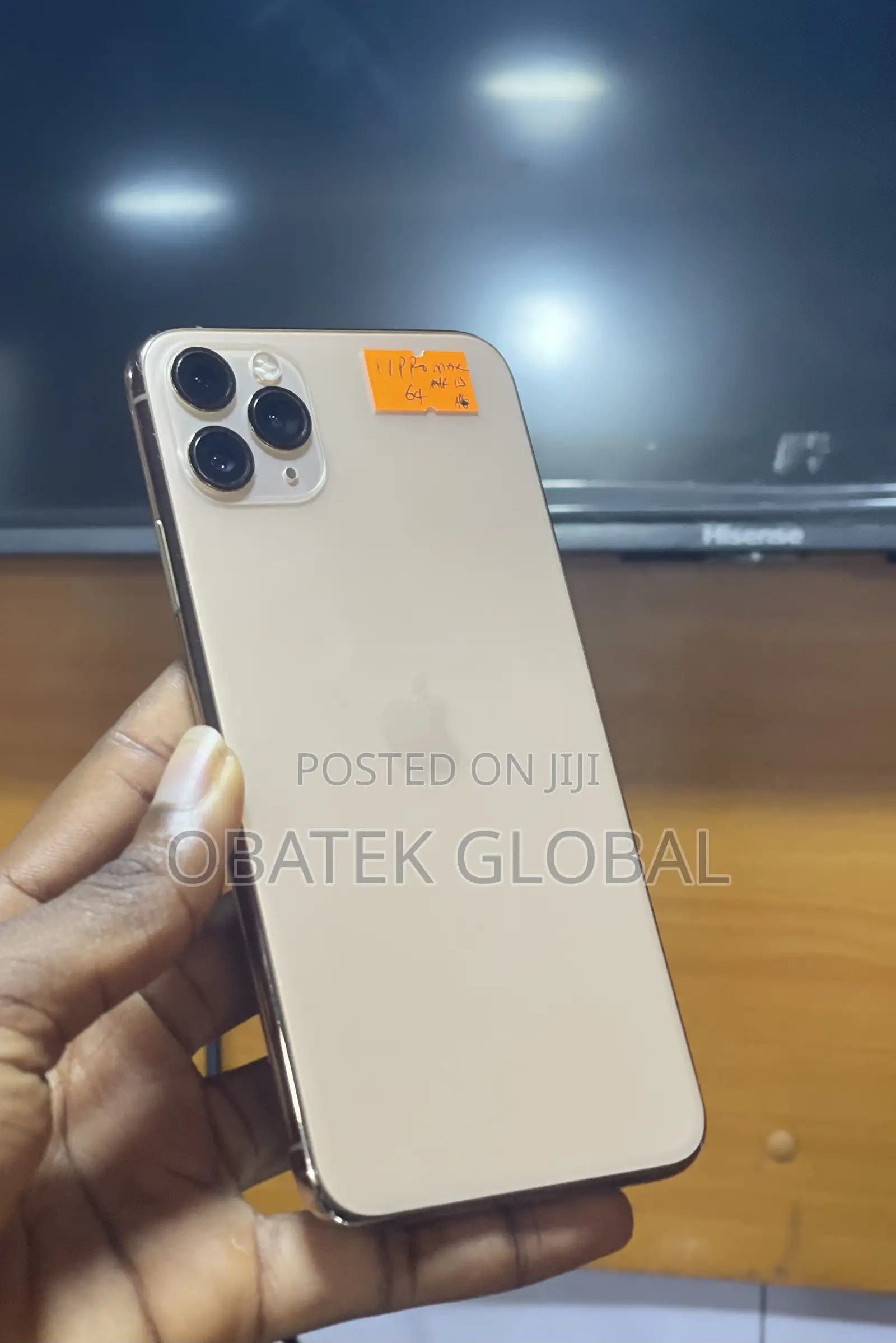 Apple iPhone 11 Pro Max 64 GB Gold