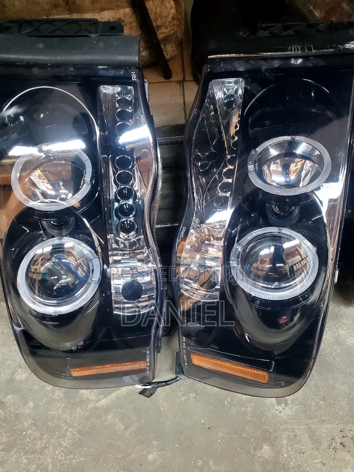 Dogde Ram 2005 Headlamp Led Type