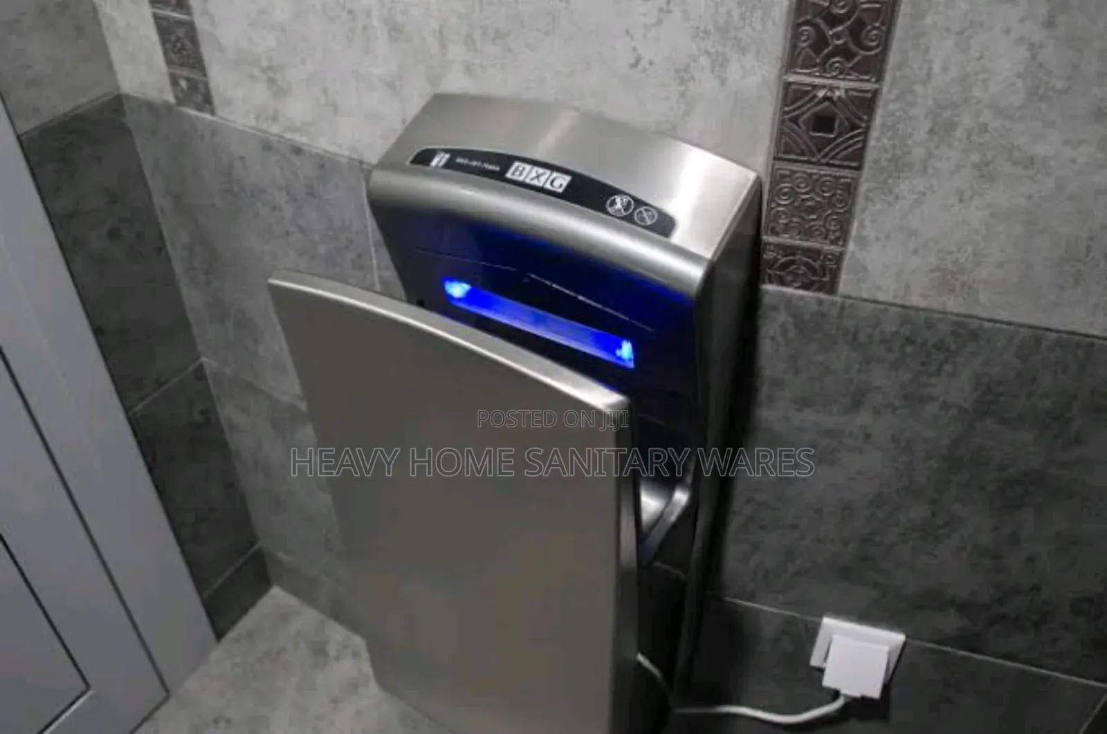 Black Automatic Jet Speed Hand Dryer