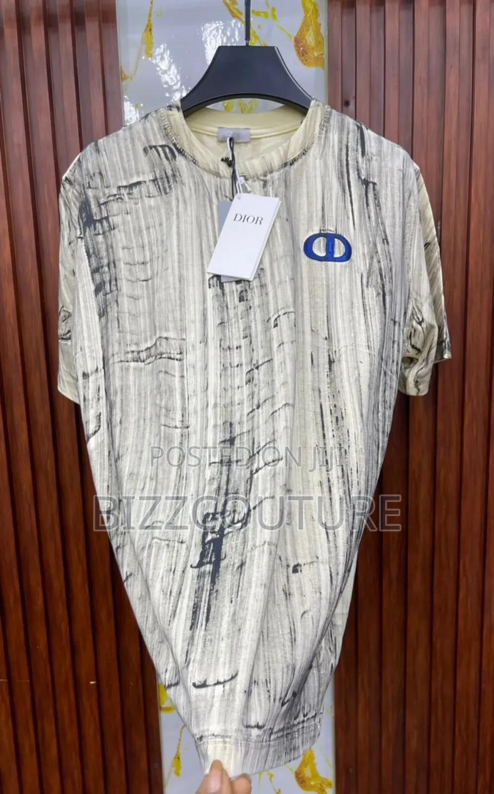 Original Christian Dior T-Shirts Available in Store
