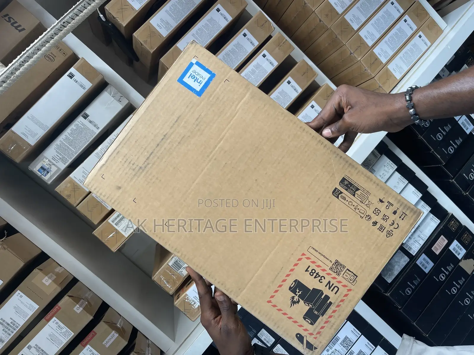 New Laptop HP ProBook 450 G9 8GB Intel Core I5 SSD 256GB