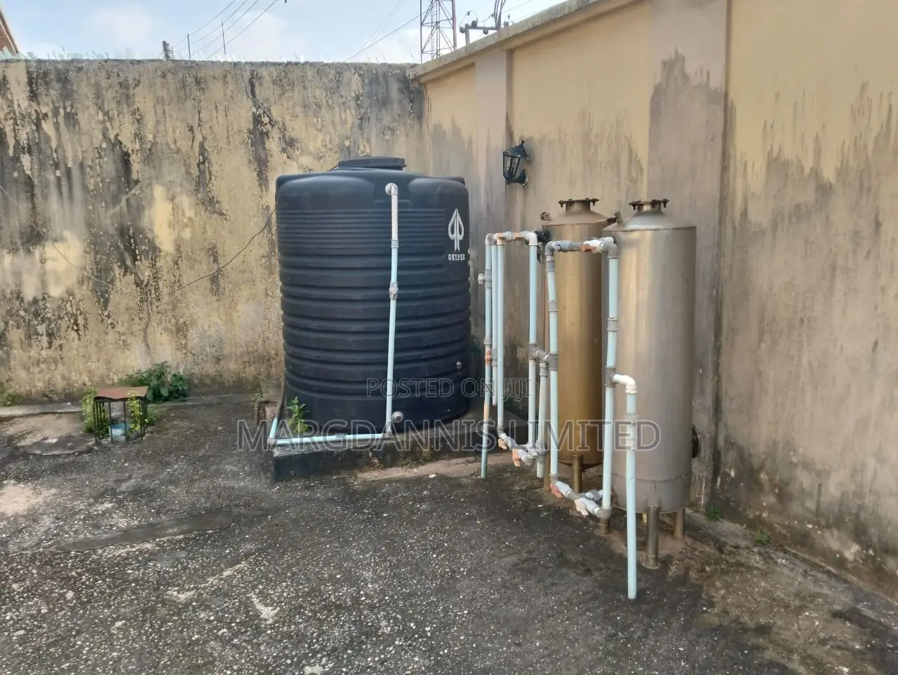 4bdrm Bungalow in Alogba Estate, Ebute for sale