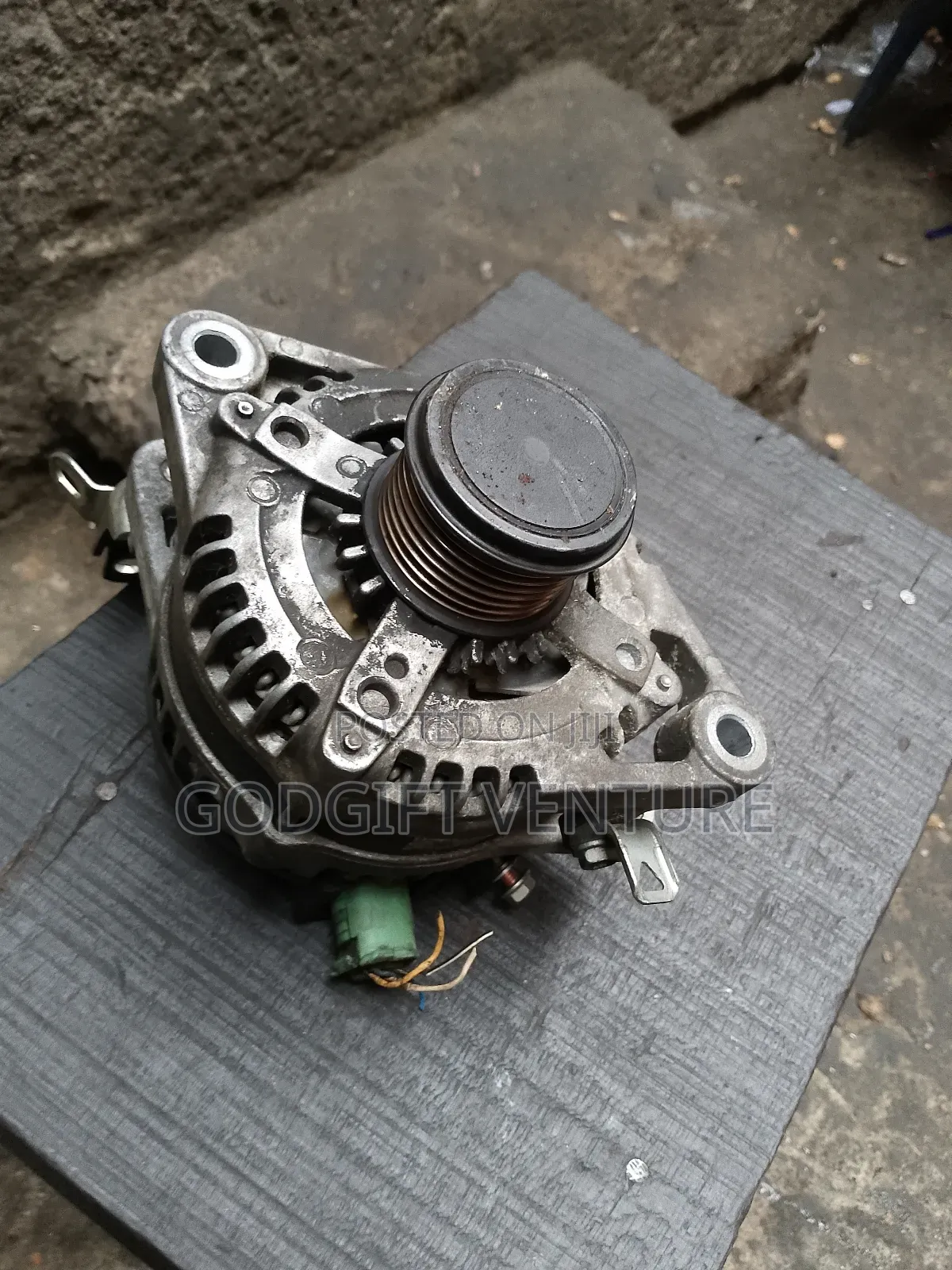 Alternator Toyota Highlander, Sienna, Venza