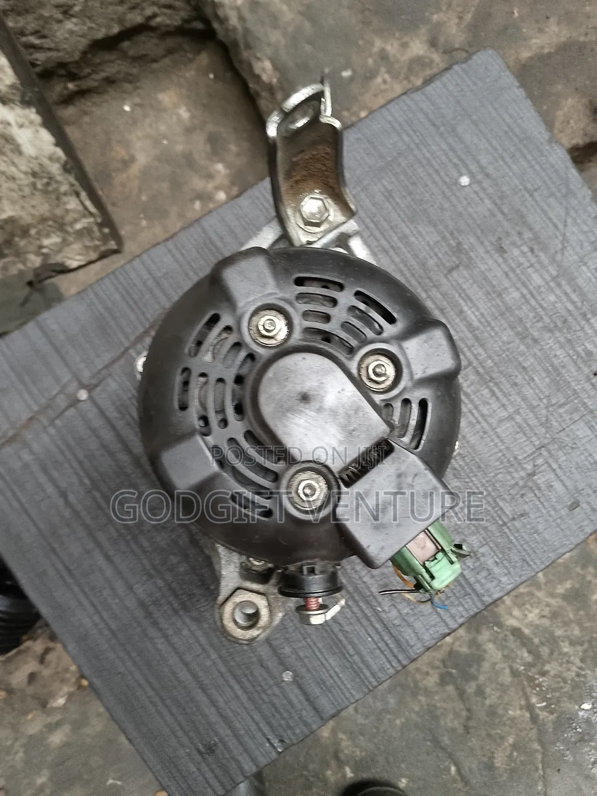 Alternator Toyota Highlander, Sienna, Venza
